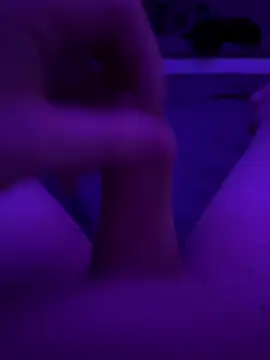 junesdicks online show from July 10, 2026, 2:05 am