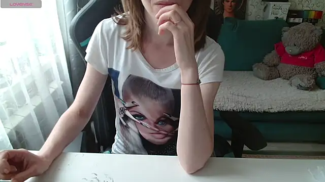   Alisa   online show from July 7, 2026, 2:43 pm