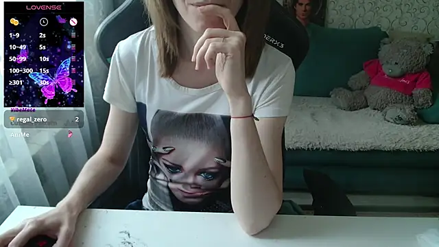   Alisa   online show from July 18, 2026, 4:22 pm