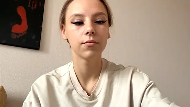 Snapshot of StaciSteffen chatting on July 10, 2026, 10:18 am StaciSteffen online show from July 10, 2026, 10:18 am