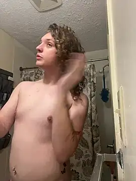 twinkytrina online show from July 8, 2026, 12:04 am