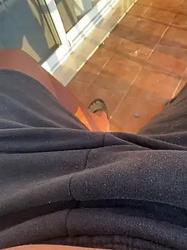 daddyforyou565 online show from July 8, 2026, 5:23 am
