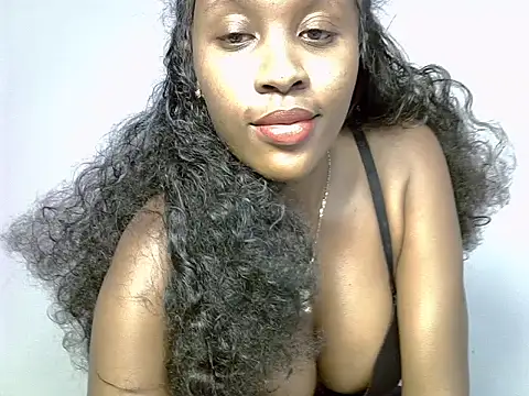 Mochimoon8 online show from July 9, 2026, 5:55 am
