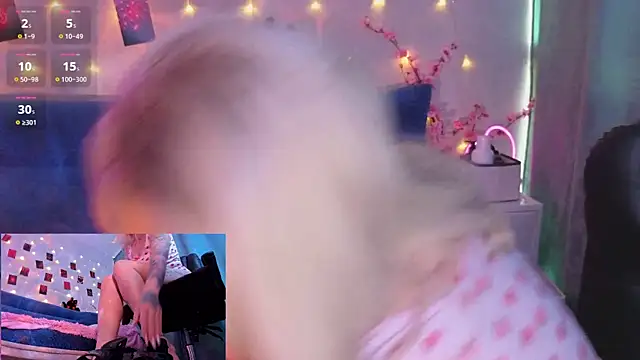AhegaoWaifu online show from July 19, 2026, 2:04 am