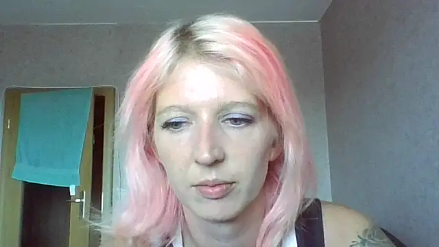 Bianka Melody online show from July 15, 2026, 8:08 am