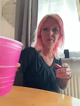 Bianka Melody online show from July 16, 2026, 5:35 am