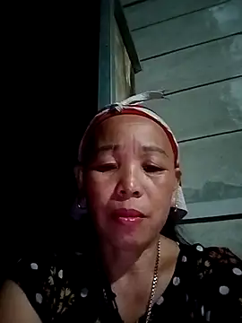 lylai18 online show from July 11, 2026, 2:09 pm