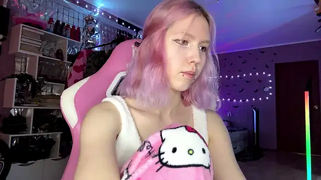 Snapshot of lonely_bunny chatting on July 16, 2026, 3:07 pm lonely bunny online show from July 16, 2026, 3:07 pm