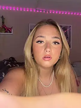 Sammybbxx online show from July 20, 2026, 2:04 am