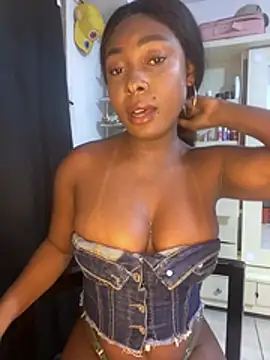 Emilybrowm01 online show from July 14, 2026, 2:05 am