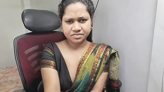 Sonia bano87 online show from July 9, 2026, 7:18 pm