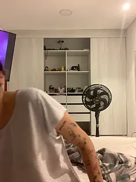 ruemi rose online show from July 24, 2026, 5:27 am