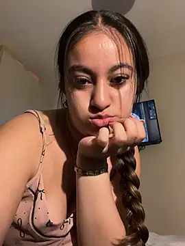 funwithmexox online show from July 19, 2026, 9:18 pm