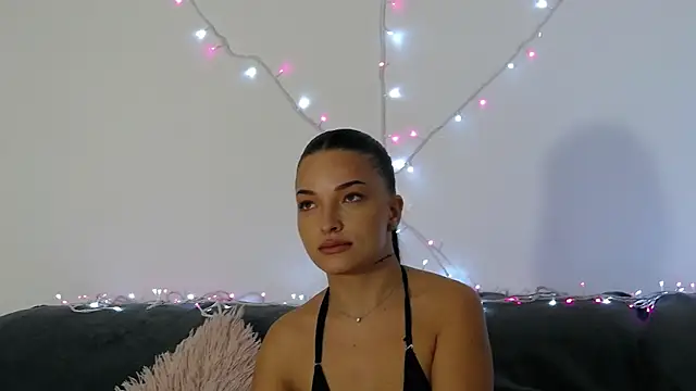 Snapshot of BiancaaVitale chatting on July 14, 2026, 7:57 am BiancaaVitale online show from July 14, 2026, 7:57 am