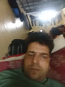 Snapshot of inrahd80 chatting on July 17, 2026, 3:39 pm inrahd80 online show from July 17, 2026, 3:39 pm