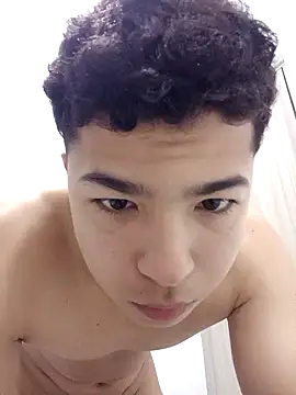 Santy 18v online show from July 20, 2026, 6:54 pm