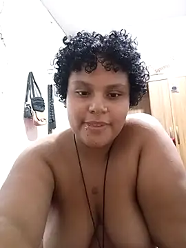 Snapshot of mamibbw18 chatting on August 1, 2026, 1:16 am mamibbw18 online show from August 1, 2026, 1:16 am