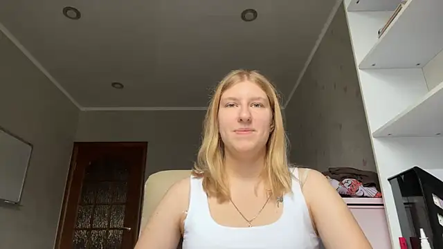 RollingSweet online show from July 24, 2026, 6:22 am