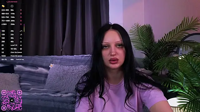 HornyBlogger online show from July 21, 2026, 3:47 pm