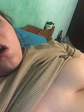 alexaagustinaa0 online show from July 18, 2026, 8:45 pm