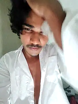 roshan573 online show from July 19, 2026, 4:33 pm