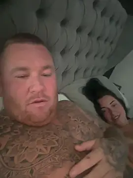 hornycouplecn online show from July 26, 2026, 8:27 pm