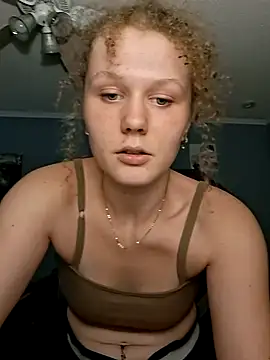 Snapshot of MaddieBoo1 chatting on July 23, 2026, 2:09 am MaddieBoo1 online show from July 23, 2026, 2:09 am