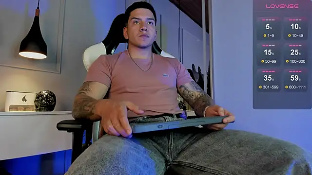 Fenix Rocks online show from July 25, 2026, 8:28 pm