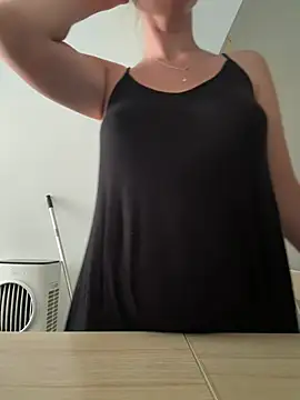 AmberRoseKnight online show from July 22, 2026, 12:30 pm