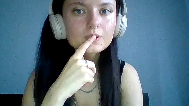 yana101 online show from July 28, 2026, 3:21 pm