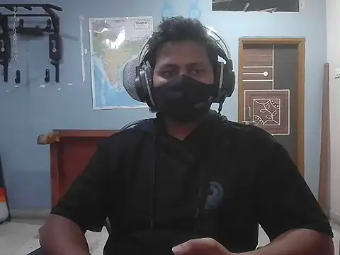 Snapshot of Leo_callboy_Hyd chatting on July 23, 2026, 2:26 pm Leo callboy Hyd online show from July 23, 2026, 2:26 pm