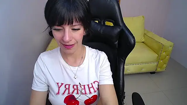 AlanaMoon ch online show from July 28, 2026, 4:39 pm