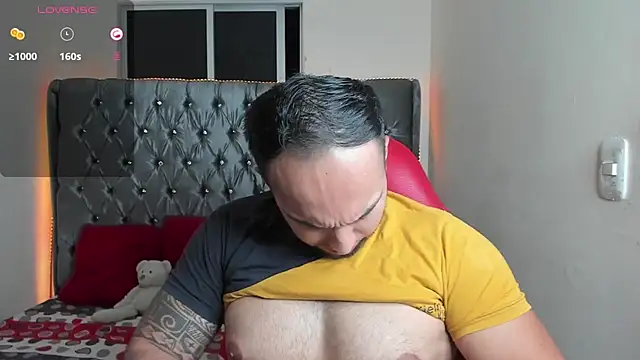 mrloganfuck1 online show from June 17, 2026, 5:43 am