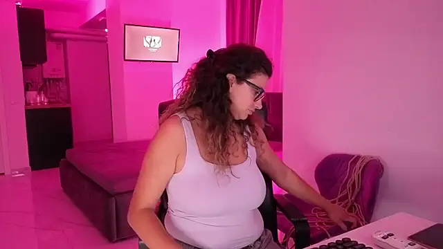 larabennet online show from July 30, 2026, 5:50 am