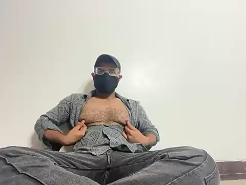 hairybear777 online show from July 31, 2026, 6:46 am