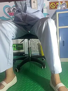 Snapshot of xiaohushi666 chatting on July 31, 2026, 3:55 pm xiaohushi666 online show from July 31, 2026, 3:55 pm