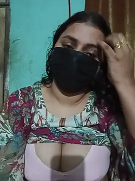 Subrina100 online show from August 4, 2026, 10:23 pm