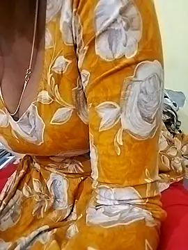 Lovely-Deepa online show from August 3, 2026, 3:49 pm