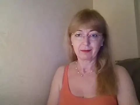 Snapshot of AetherPulsy chatting on August 7, 2026, 6:10 pm AetherPulsy online show from August 7, 2026, 6:10 pm
