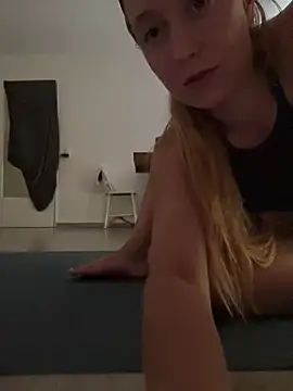 OliviaLulu online show from August 8, 2026, 5:15 pm