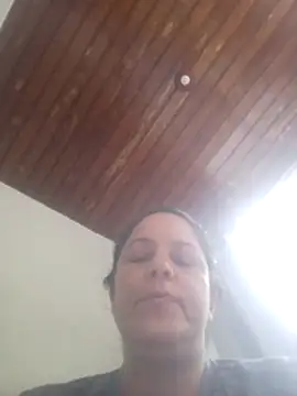 tiazinhaMilf online show from August 8, 2026, 3:47 pm