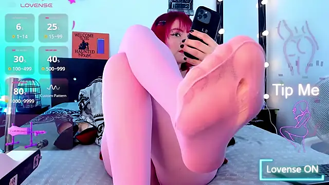 Natashayuu online show from July 16, 2026, 9:54 pm