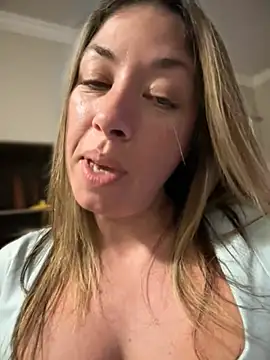  NinaLuvSins  online show from June 28, 2026, 1:11 am