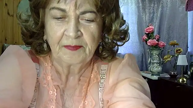 Emma52610 online show from June 23, 2026, 12:03 pm