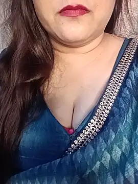 naughtymadam online show from July 14, 2026, 5:23 am