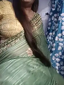 naughtymadam online show from July 15, 2026, 5:34 am