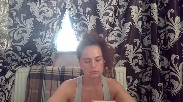 LindaStarS online show from June 27, 2026, 4:34 pm