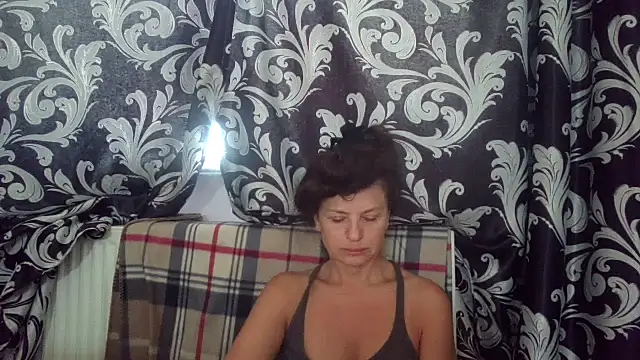 LindaStarS online show from August 1, 2026, 5:29 am