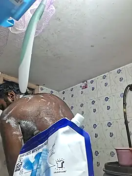 Snapshot of BlackHairy_man chatting on July 21, 2026, 1:24 pm BlackHairy man online show from July 21, 2026, 1:24 pm