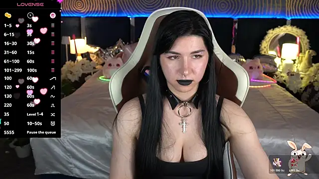 EmilyCandyy online show from June 16, 2026, 6:49 am